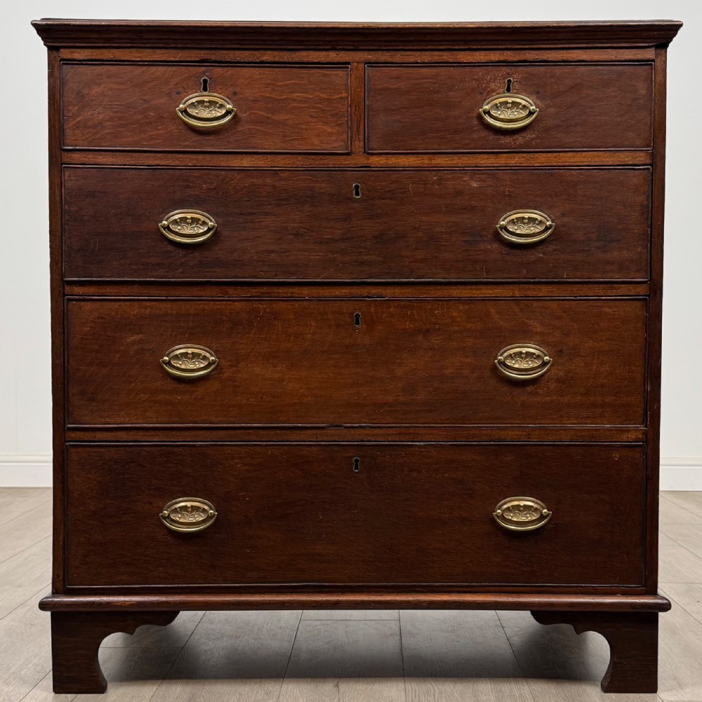 Antique 18th Century Georgian Chest Of Drawers In Oak