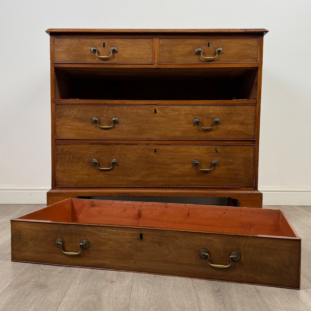 Antique 18th Century Georgian Mahogany Chest Of Drawers  View X