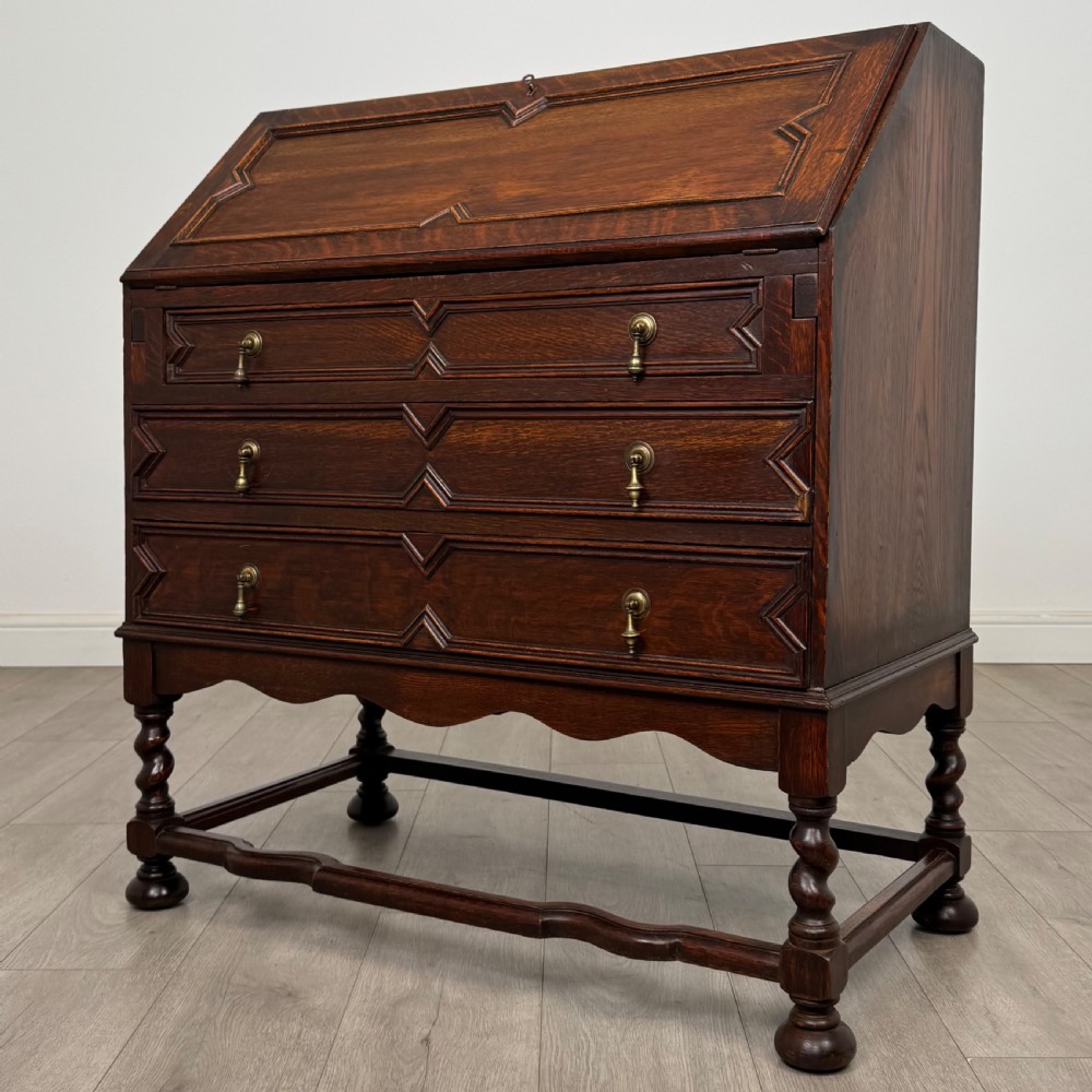 Antique 20th Century Jacobean Style Bureau In Oak  View III