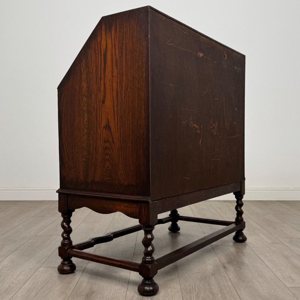 Antique 20th Century Jacobean Style Bureau In Oak  View V