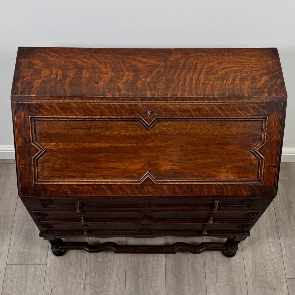 Antique 20th Century Jacobean Style Bureau In Oak  View X