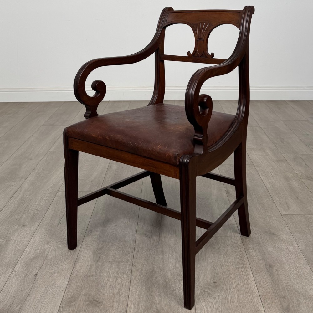 Antique 19th Century Victorian Set Of 8 Mahogany Dining Chairs  View II