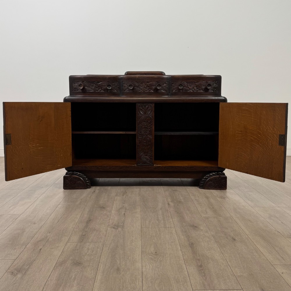 Antique 20th Century Art Deco Sideboard In Oak View II