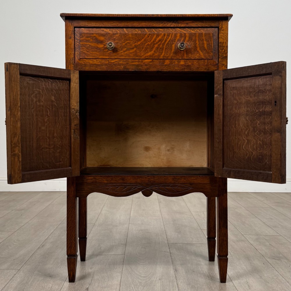 Antique 20th Century Small Edwardian Cabinet In Golden Oak View II
