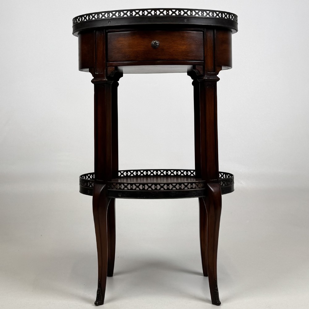 Antique 20th Century Pair Of Mahogany Bedside Cabinets View II
