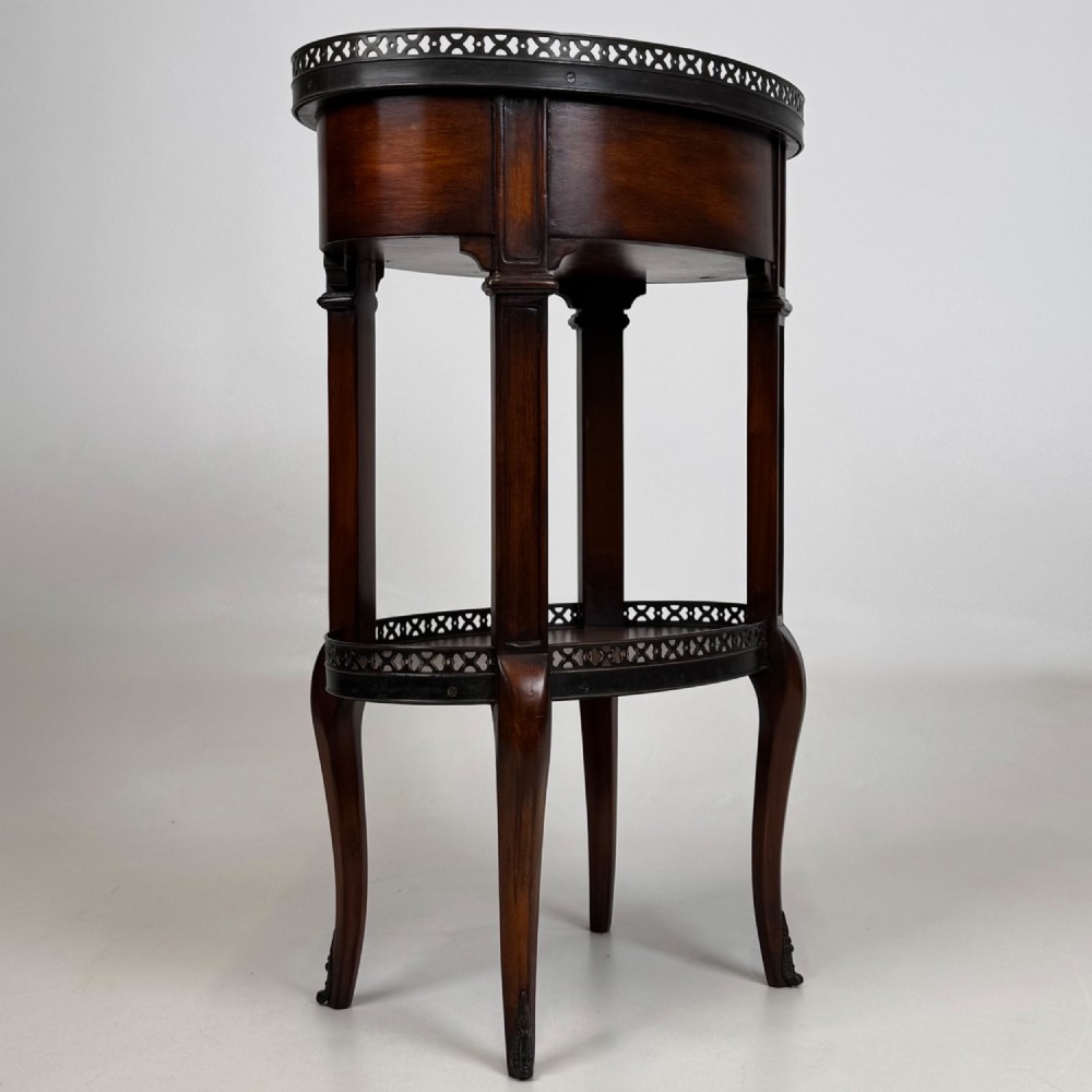 Antique 20th Century Pair Of Mahogany Bedside Cabinets View V