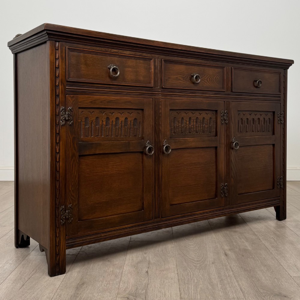Antique 20th Century Good Quality Sideboard In Oak View IX