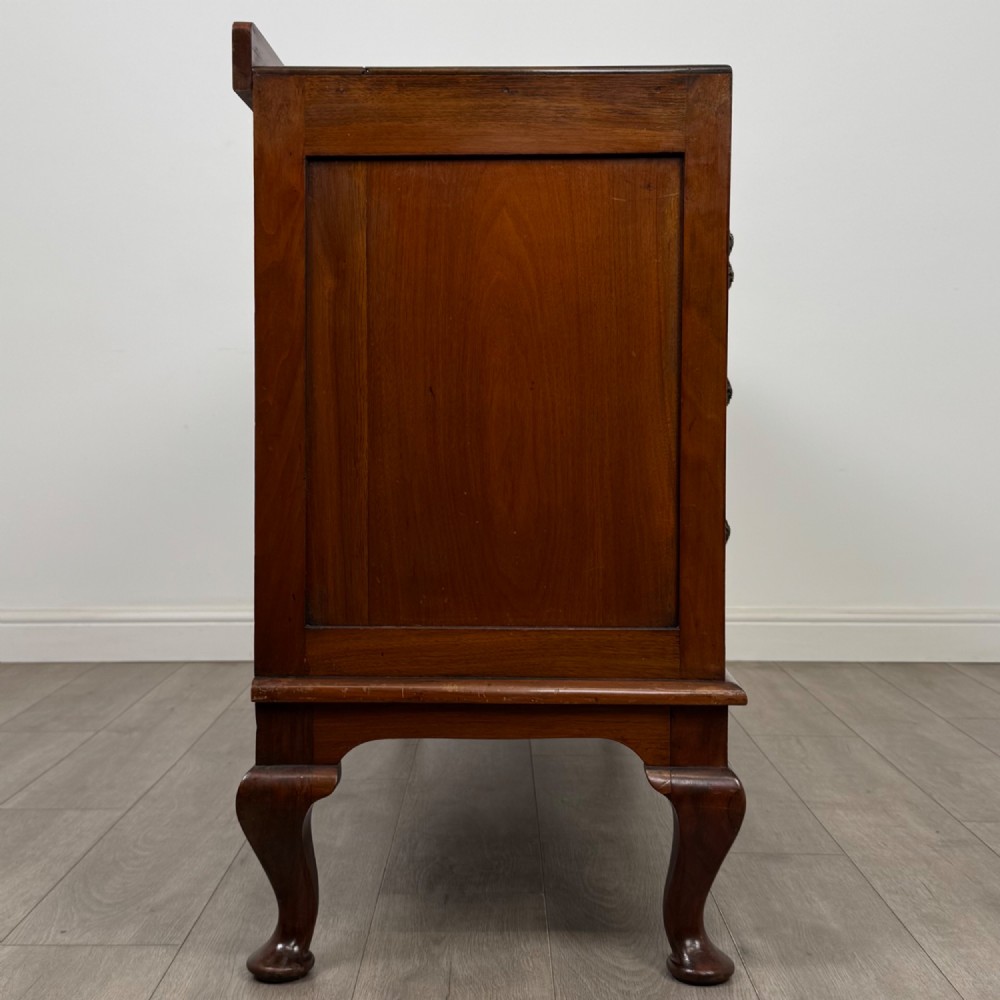 Antique 20th Century Sideboard In Burr Walnut View VIII