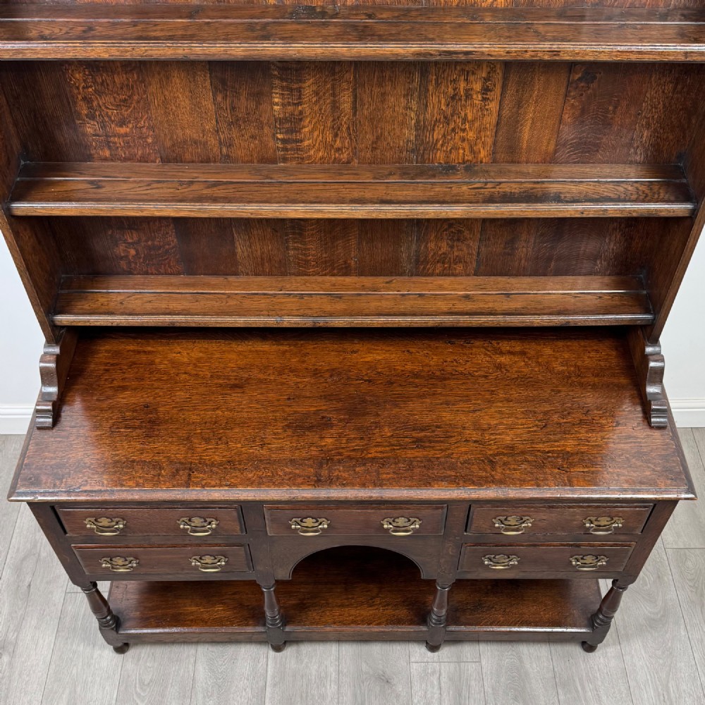 Antique 20th Century Fine Quality Welsh Dresser In Oak View IX