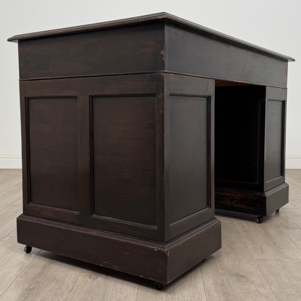 Antique 20th Century Leather Top Pedestal Desk In Oak View IV