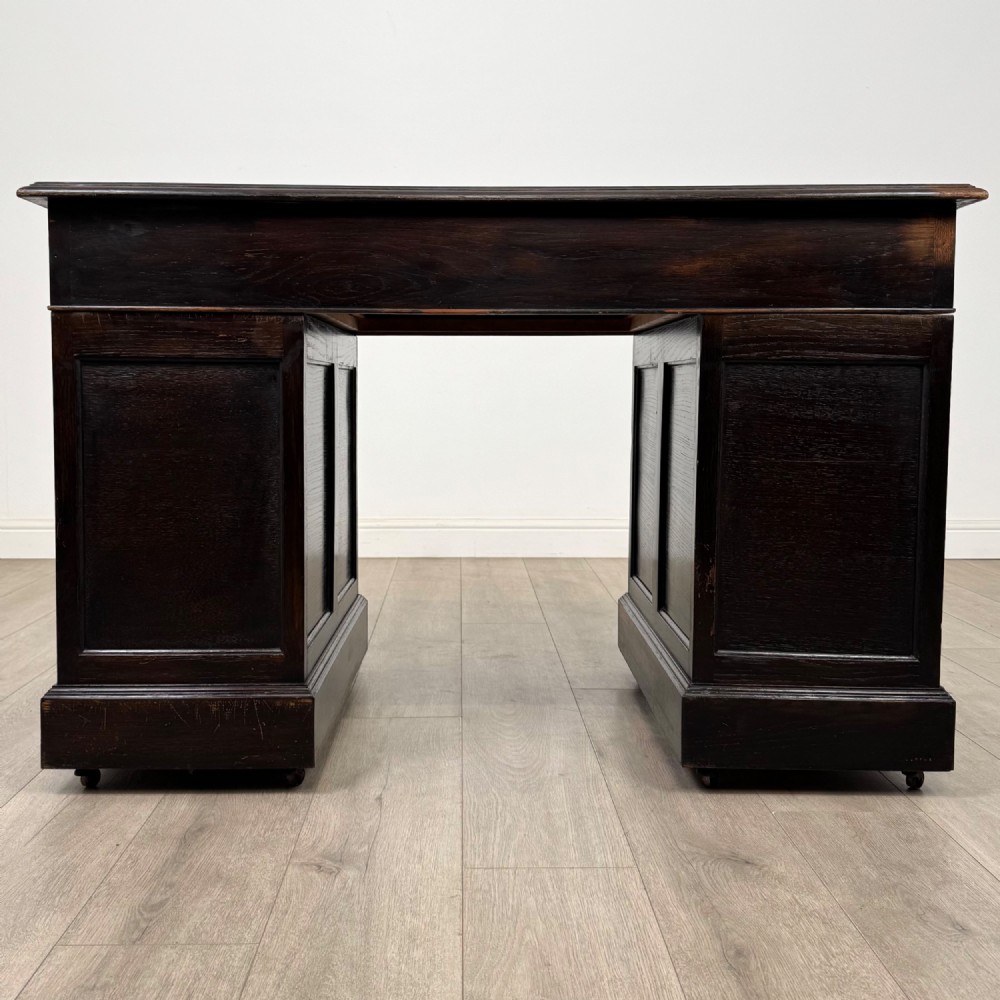 Antique 20th Century Leather Top Pedestal Desk In Oak View V