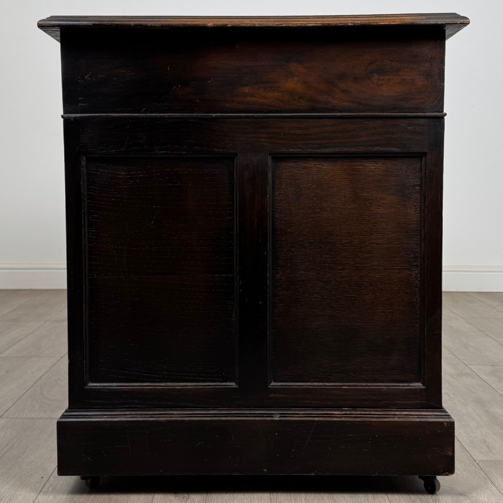 Antique 20th Century Leather Top Pedestal Desk In Oak View VII