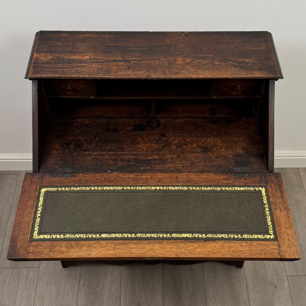Antique 19th Century Victorian Green Man Bureau In Oak View XI
