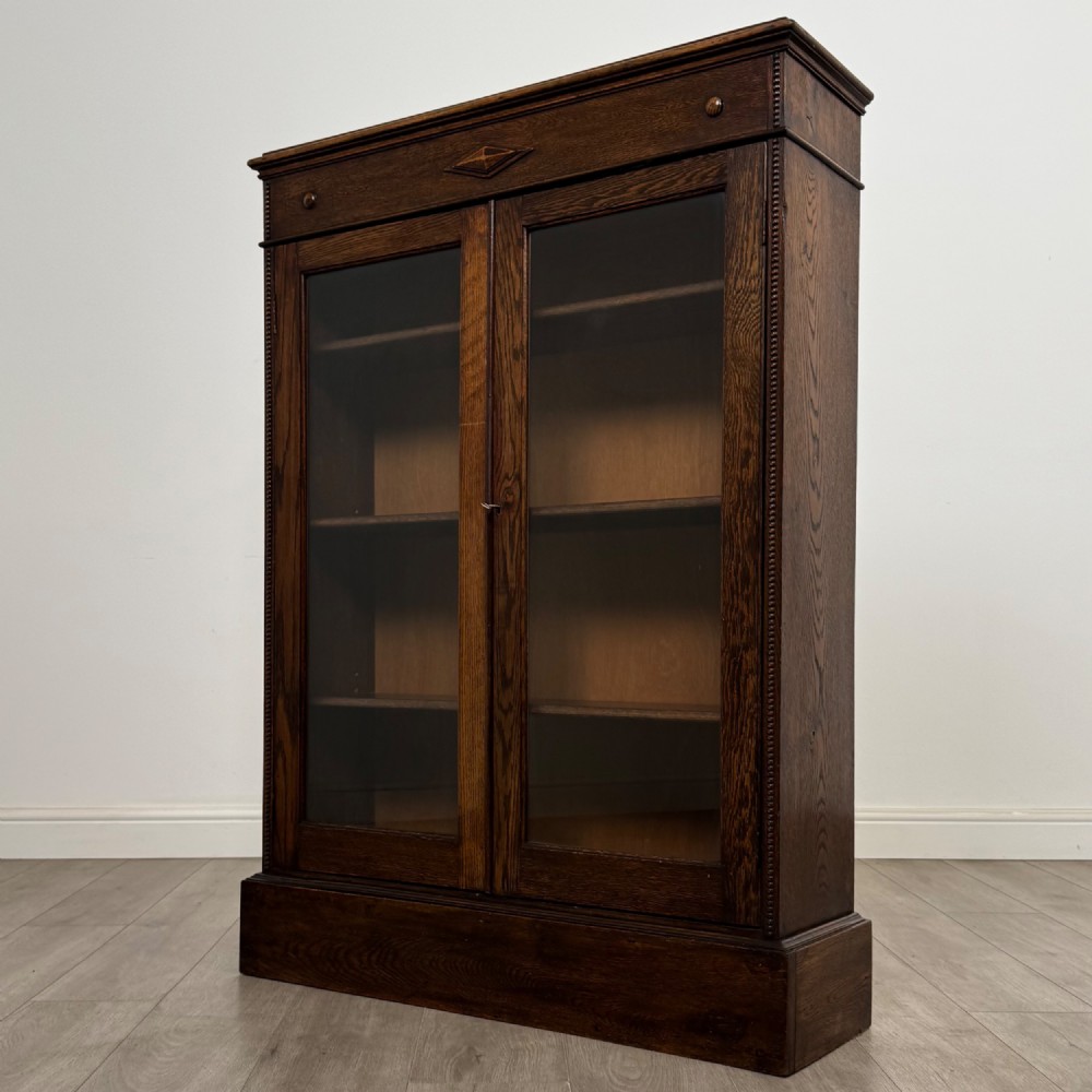 Antique 20th Century Jacobean Style Display Cabinet In Oak View III