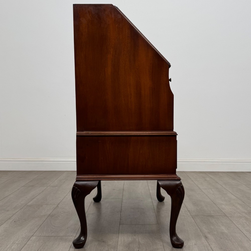 Antique 20th Century Good Quality Bureau In Mahogany View VIII
