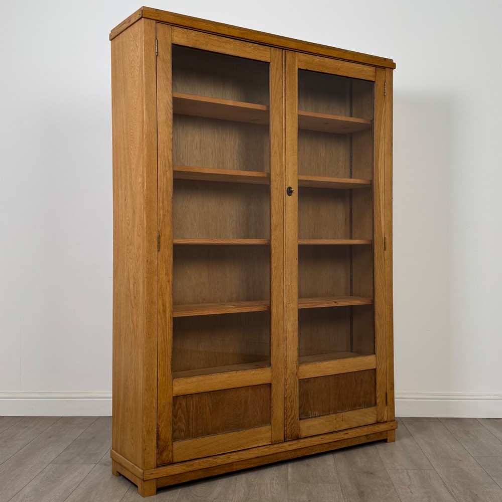 Antique 20th Century Display Cabinet In Golden Oak View IX
