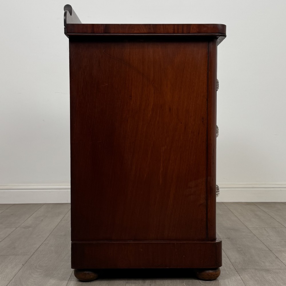Antique 19th Century Victorian Chest Of Drawers In Mahogany View VII