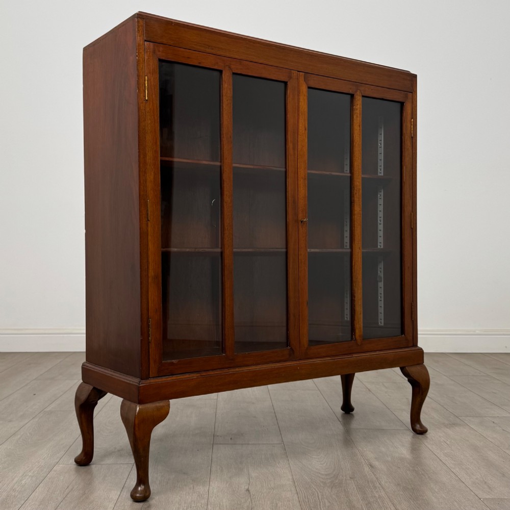 Antique 20th Century Small Mahogany Display Cabinet View IX