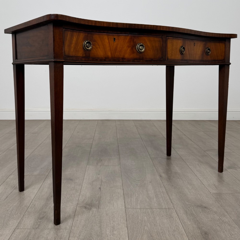 Antique 20th Century Serpentine Writing Table In Mahogany View VIII