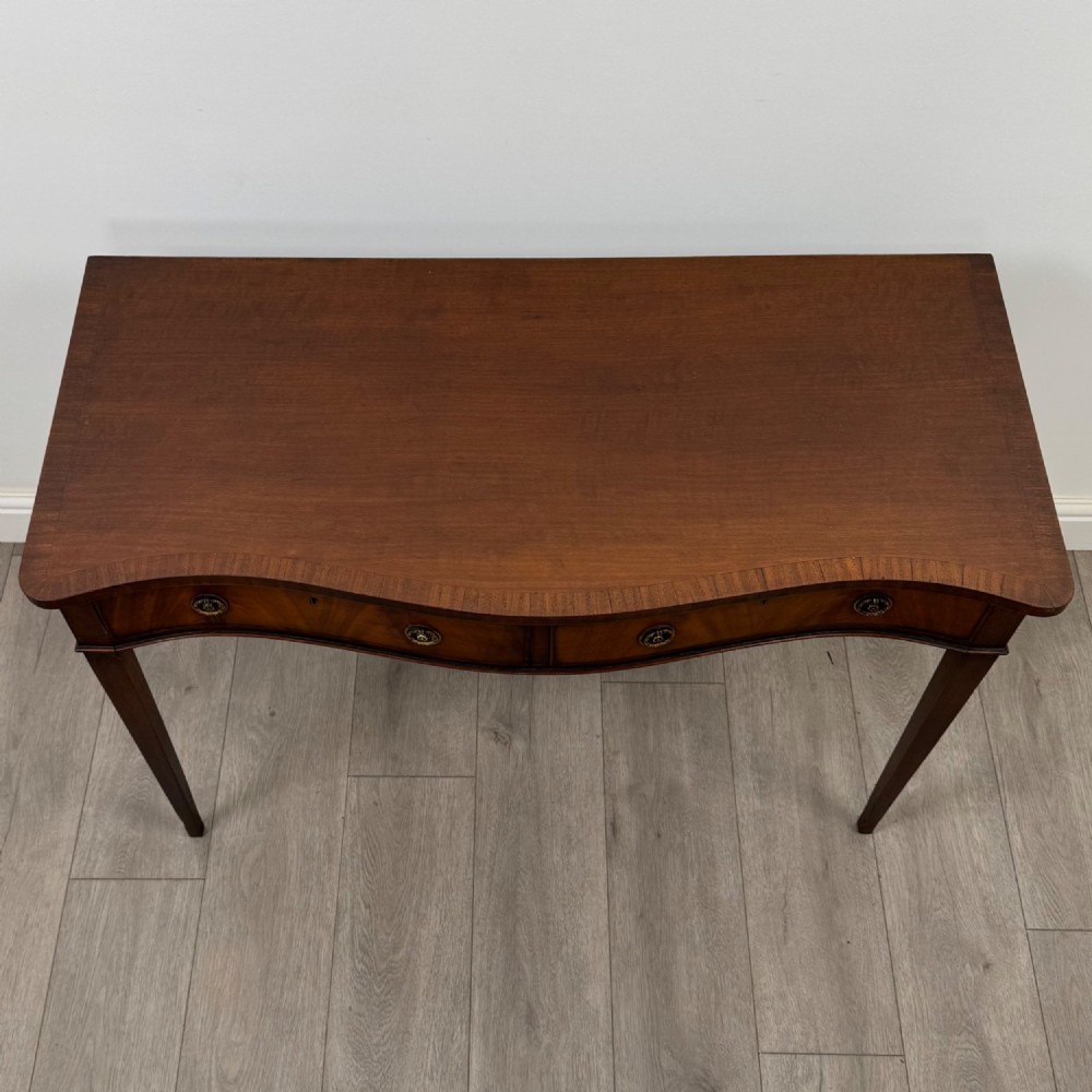 Antique 20th Century Serpentine Writing Table In Mahogany View IX