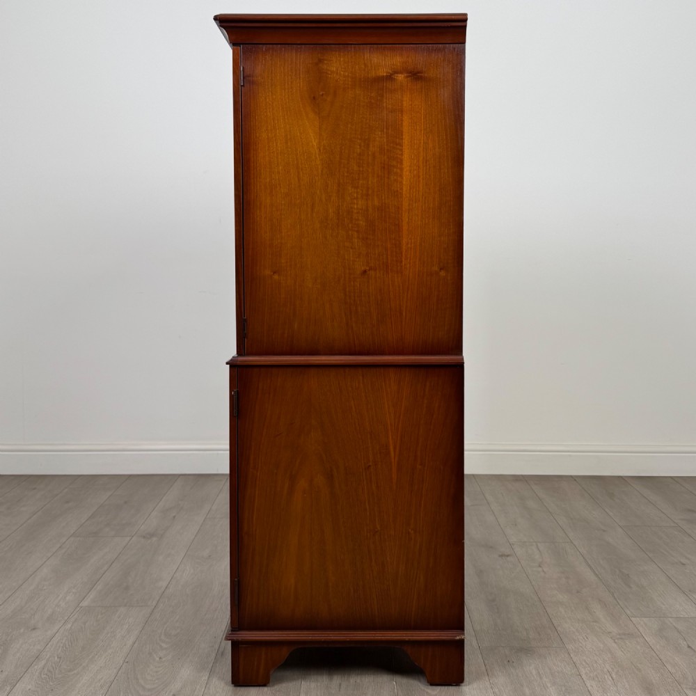 Antique 20th Century Cabinet In Burr Walnut View IV