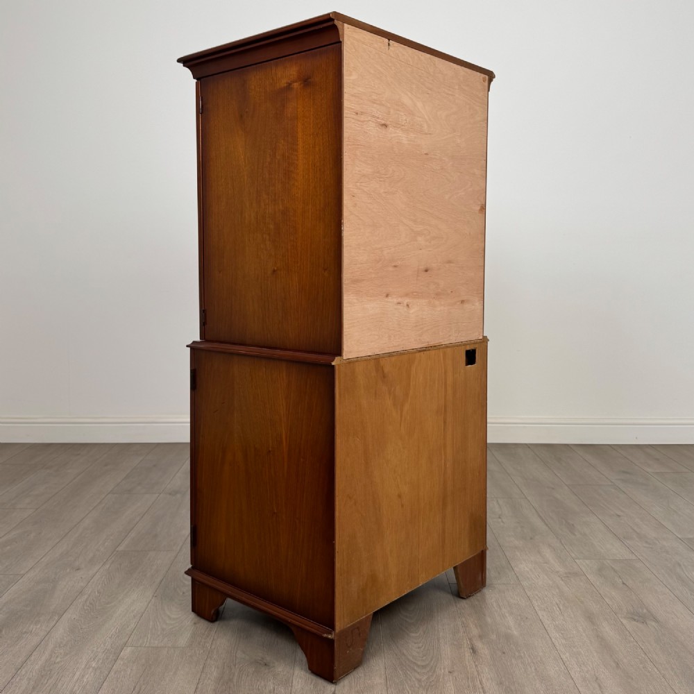 Antique 20th Century Cabinet In Burr Walnut View V