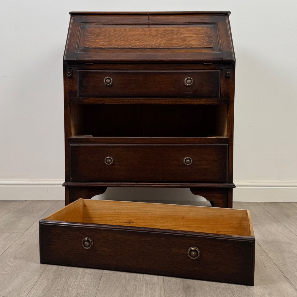 Antique 20th Century Edwardian Bureau In Oak View XII