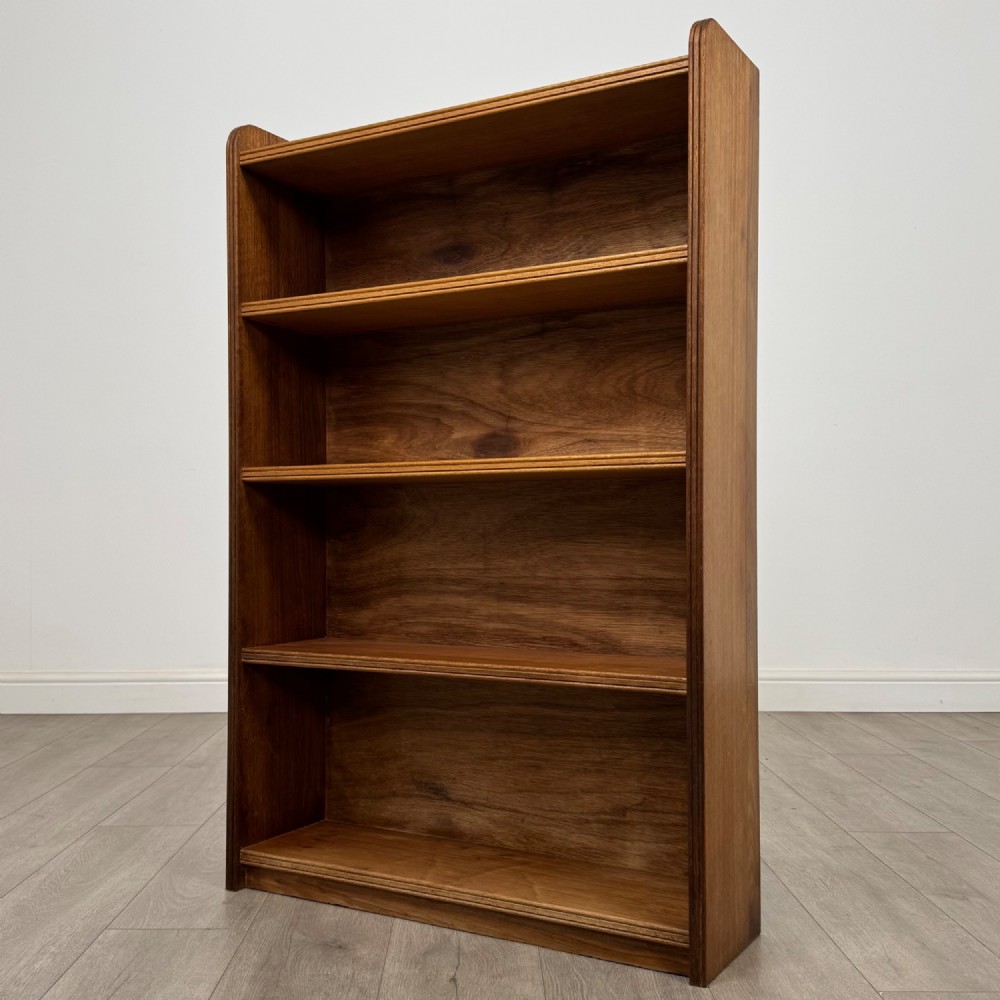 Antique 20th Century Open Bookcase In Golden Oak View III