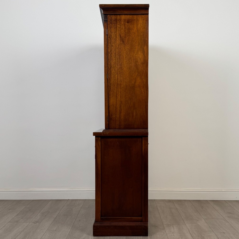 Antique 20th Century Glazed Bookcase In Mahogany View V