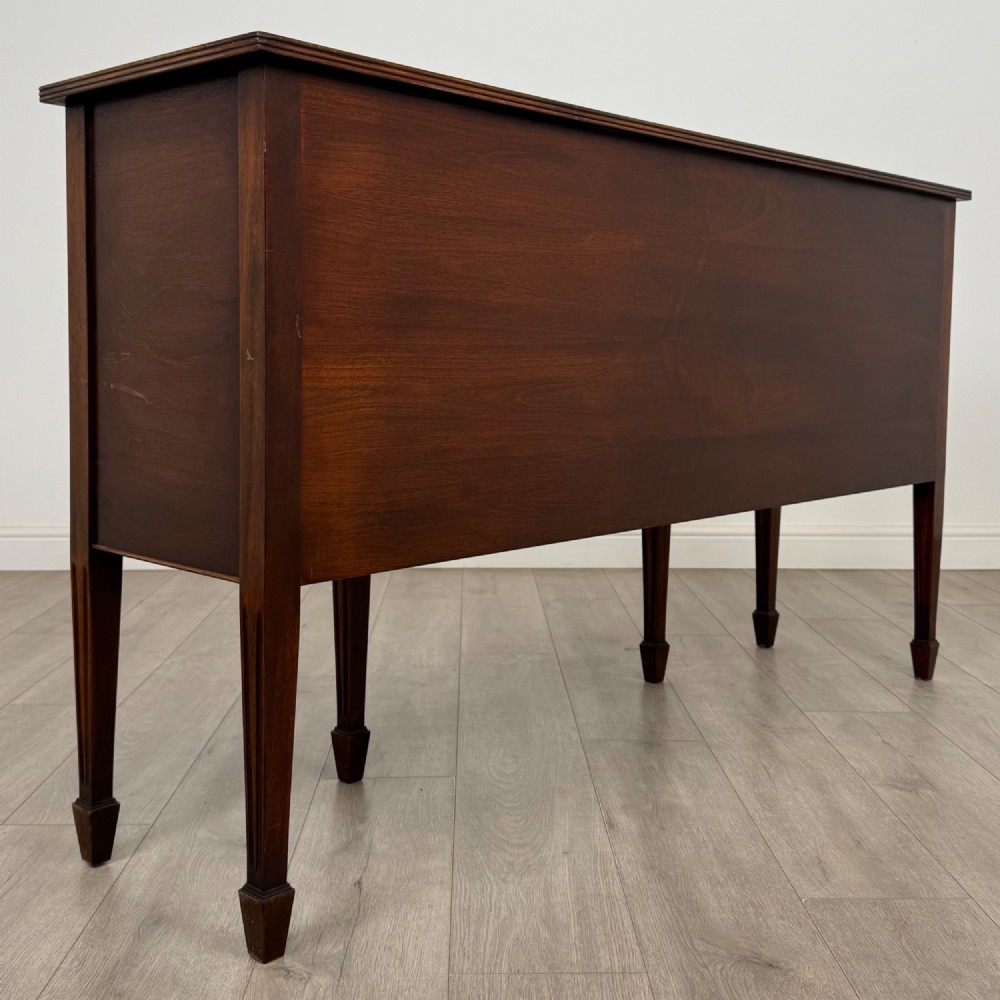 Antique 20th Century Bow Front Sideboard In Mahogany View V