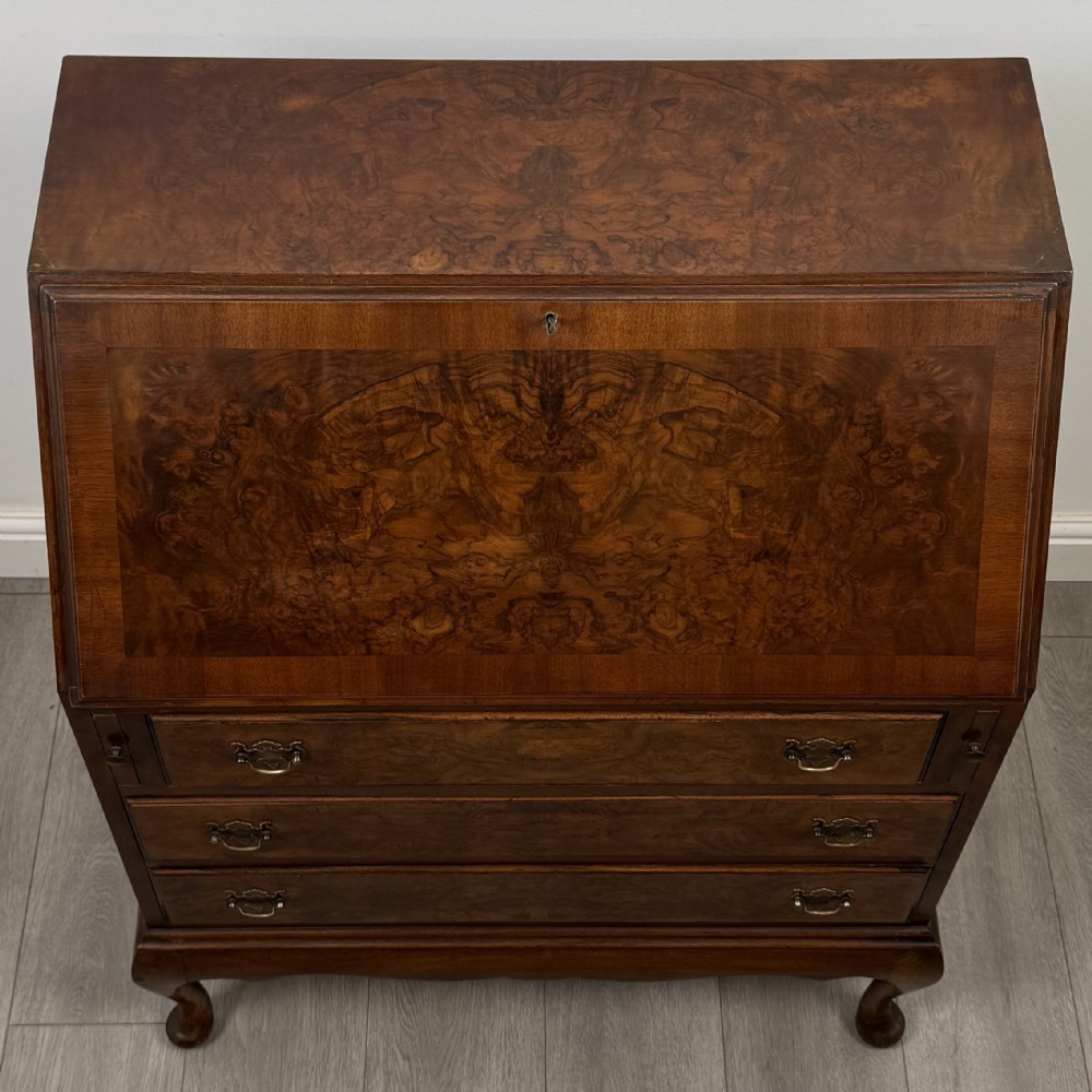 Antique 20th Century Bureau In Burr Walnut View X