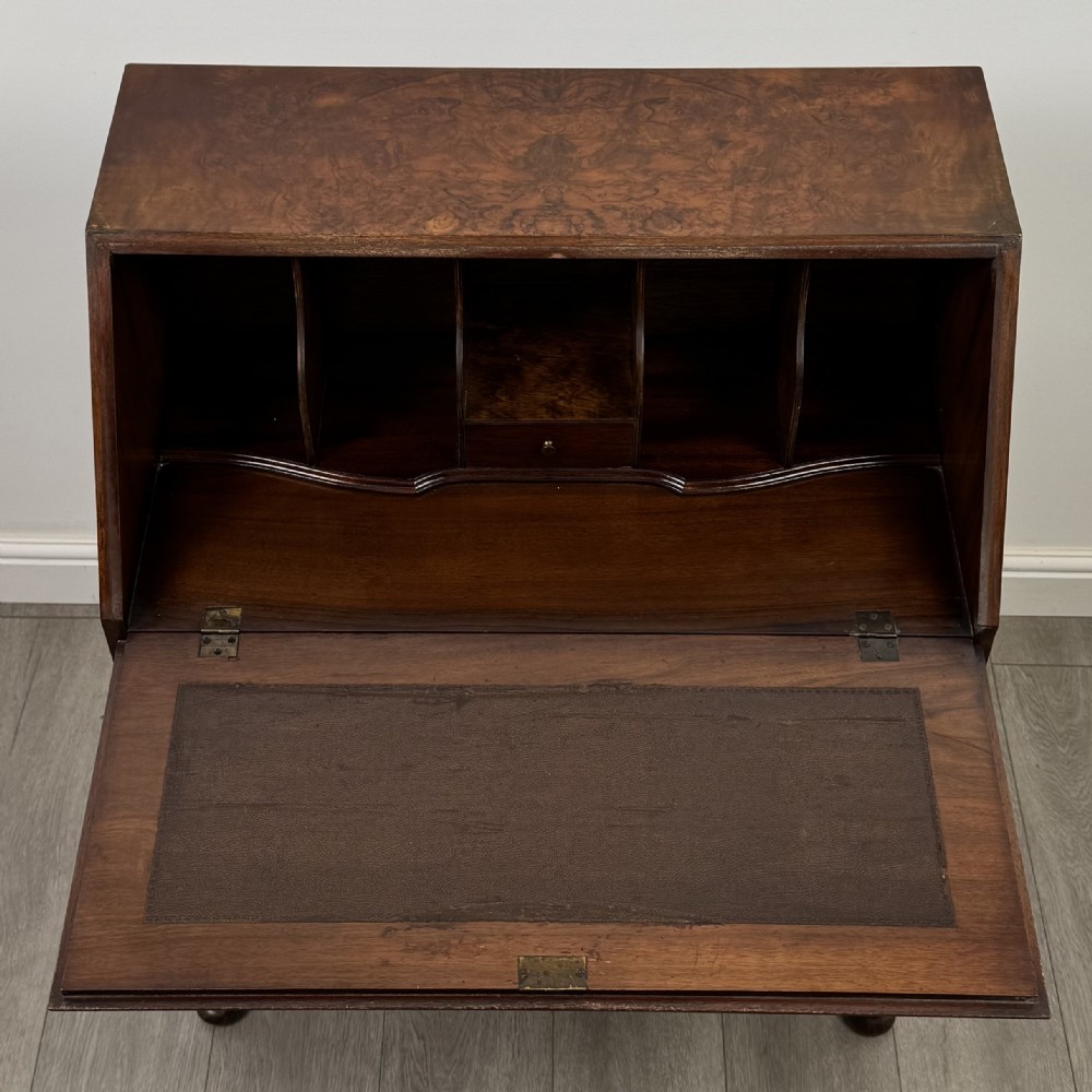 Antique 20th Century Bureau In Burr Walnut View XI