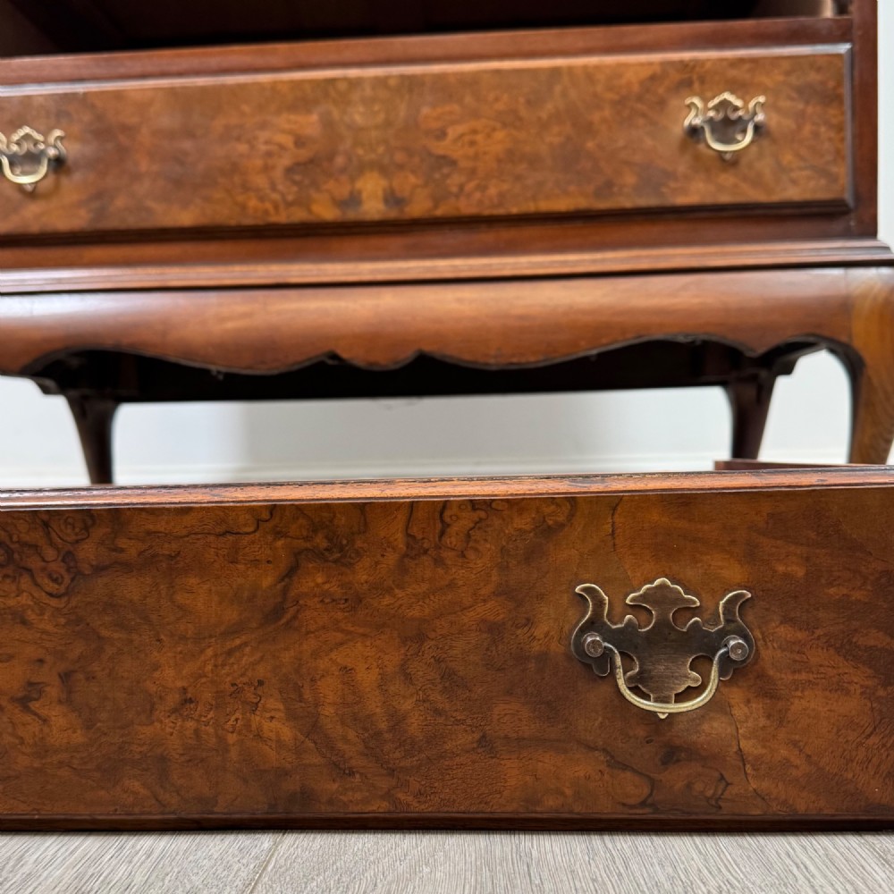 Antique 20th Century Bureau In Burr Walnut View XIII
