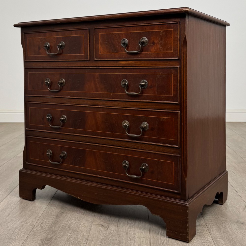 Antique 20th Century Pair Of Mahogany Chest Of Drawers View III
