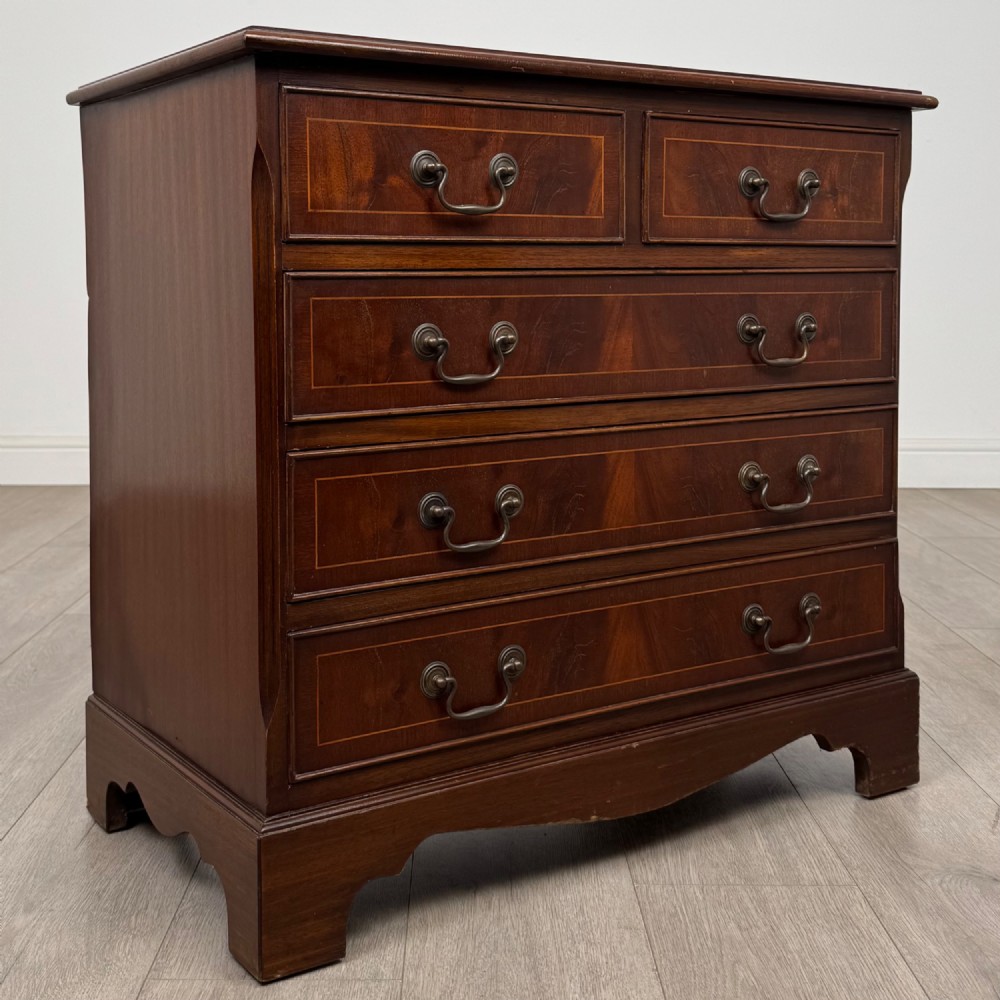 Antique 20th Century Pair Of Mahogany Chest Of Drawers View IX