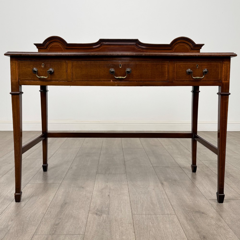 Antique 20th Century Edwardian Writing Table In Mahogany