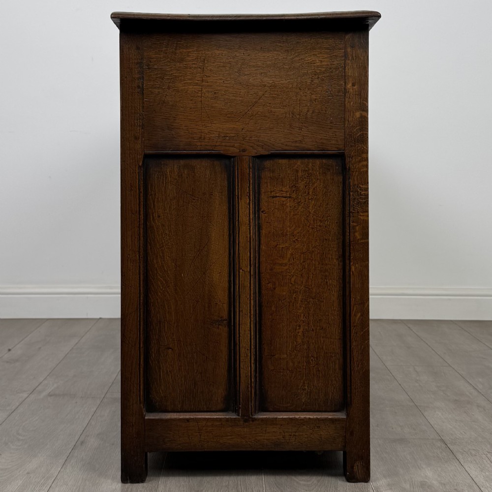 Antique 20th Century Jacobean Style Sideboard In Oak View VIII