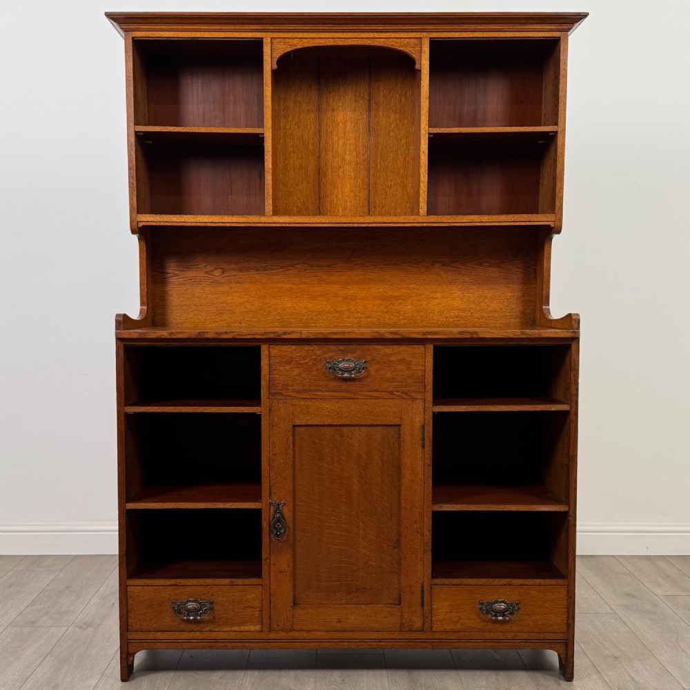 Antique 20th Century Arts & Crafts Dresser In Golden Oak