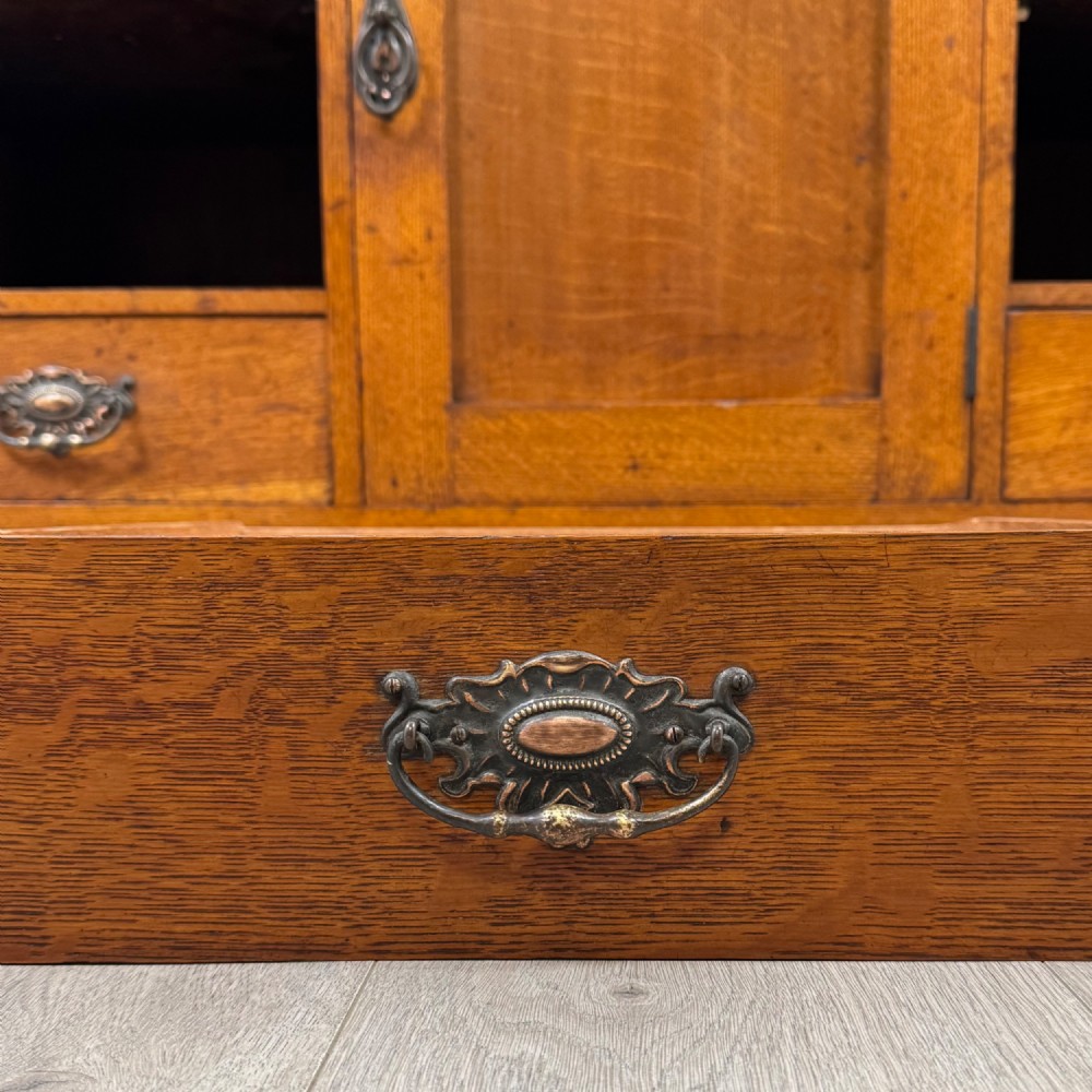 Antique 20th Century Arts & Crafts Dresser In Golden Oak View XII
