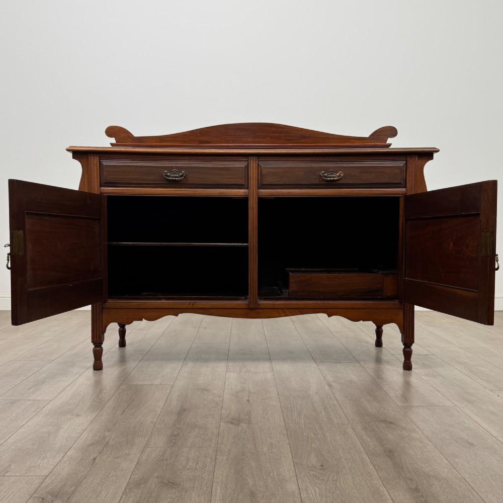 Antique 20th Century Edwardian Sideboard In Walnut View II