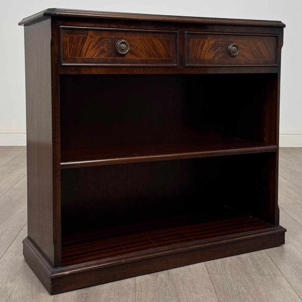 Antique 20th Century Small Open Bookcase In Mahogany View IX