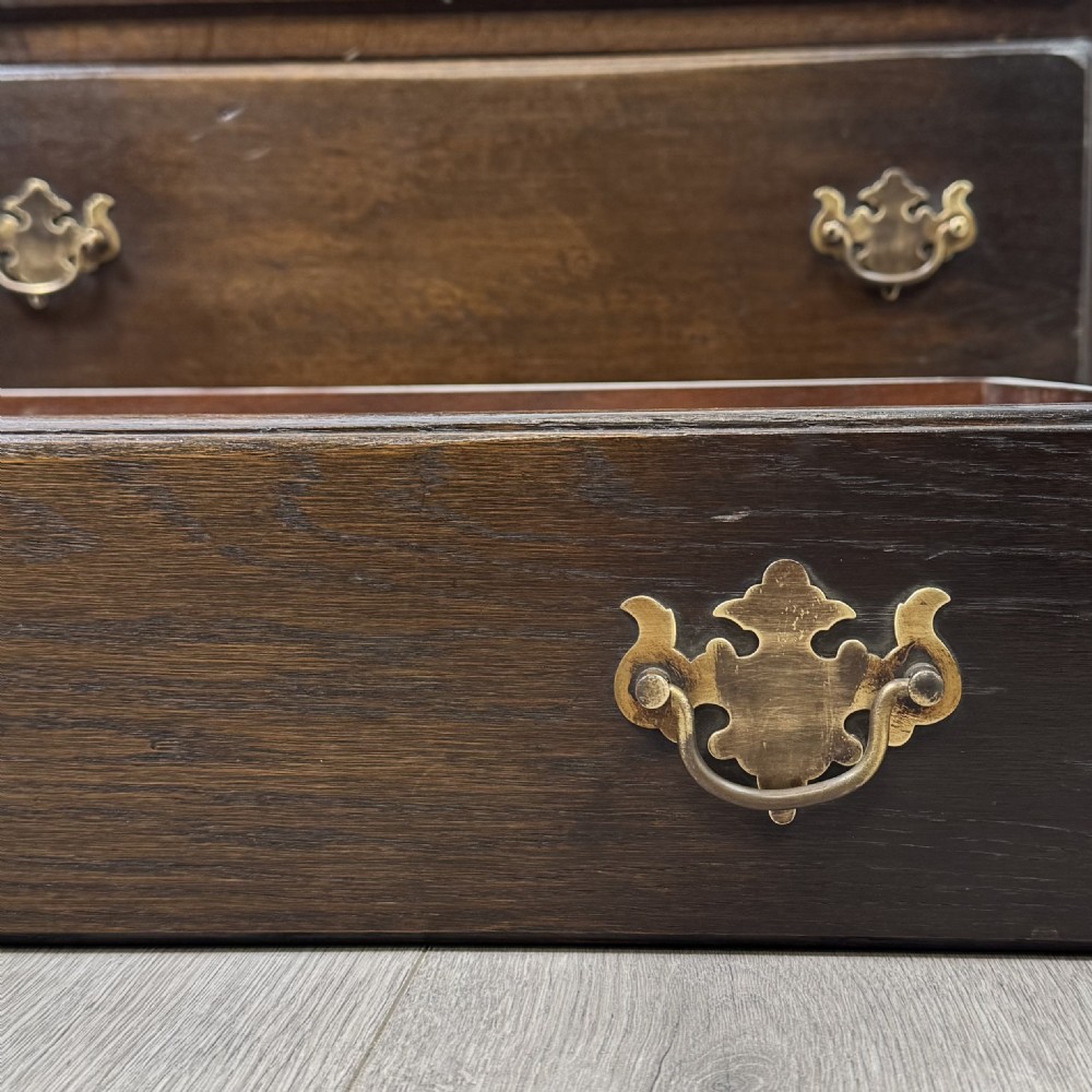 Antique 20th Century Small Chest Of Drawers In Oak View XI