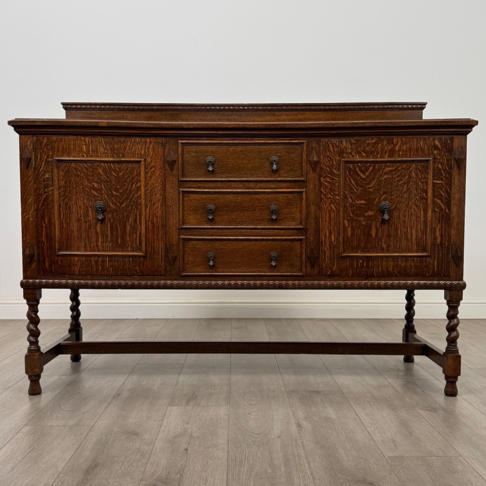 Antique 20th Century Edwardian Sideboard In Oak