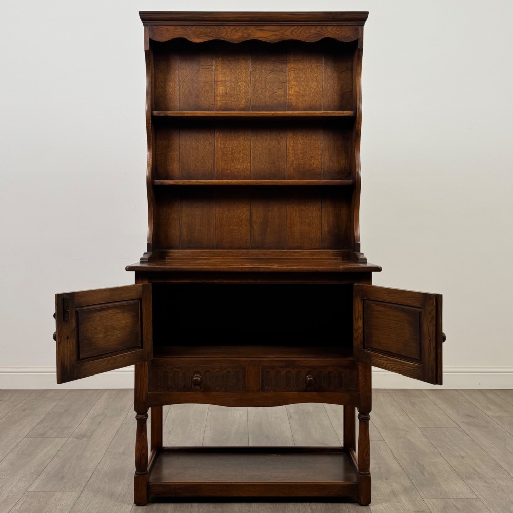 Antique 20th Century Small Welsh Dresser In Oak View II
