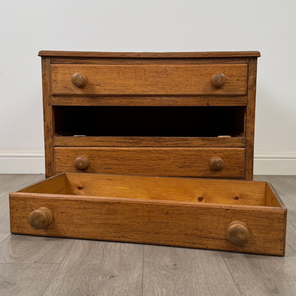 Antique 20th Century Low Chest Of Drawers In Oak View X