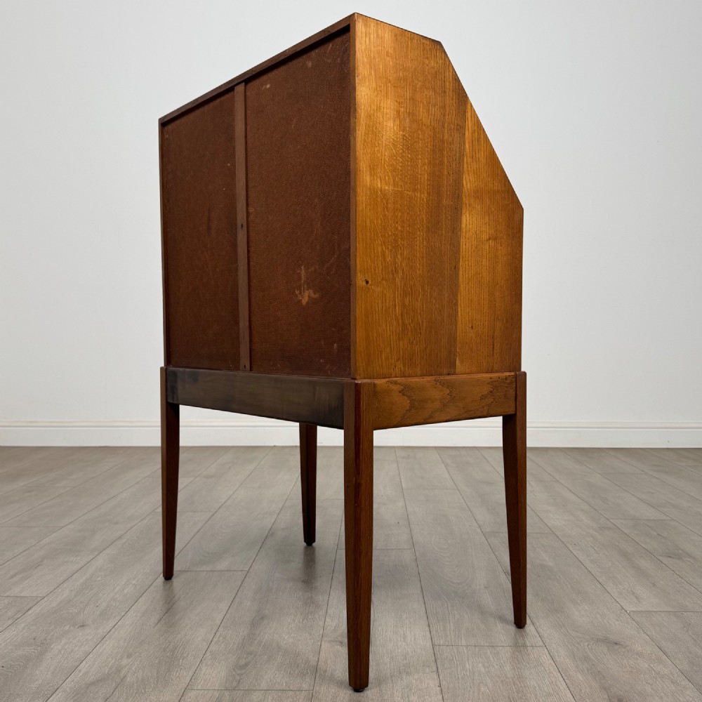 Antique 20th Century Art Deco Style Bureau In Oak View VII
