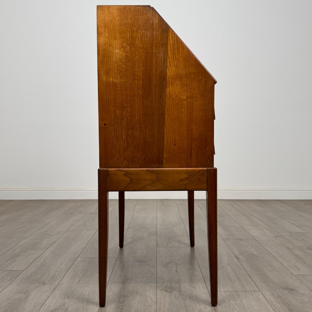 Antique 20th Century Art Deco Style Bureau In Oak View VIII