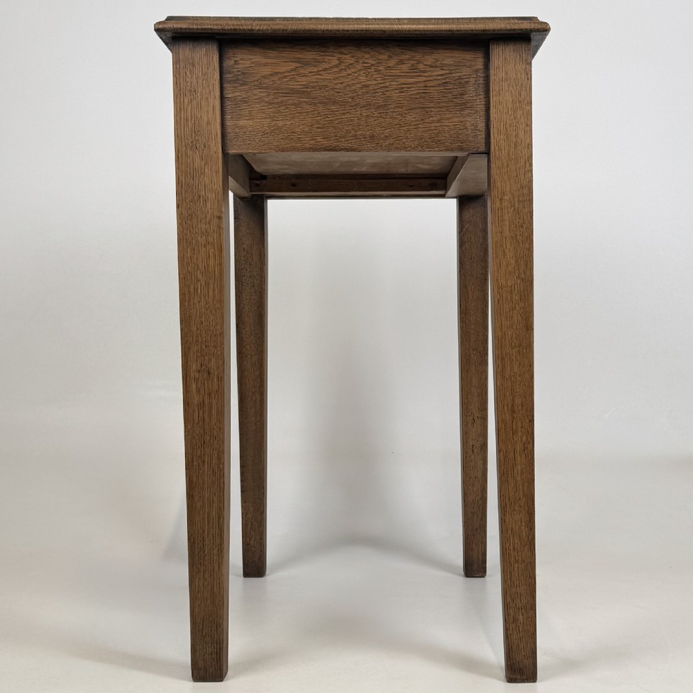 Antique 20th Century Good Quality Side Table In Oak View VII