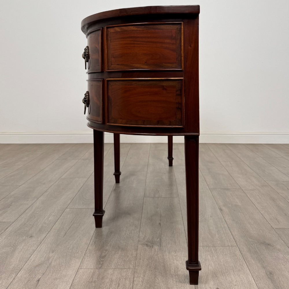 Antique 20th Century Georgian Style Sideboard In Mahogany View III