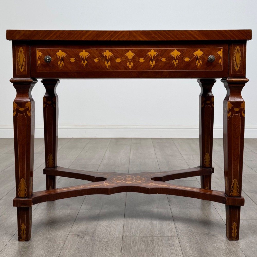 Antique 20th Century Inlaid Side Table In Mahogany